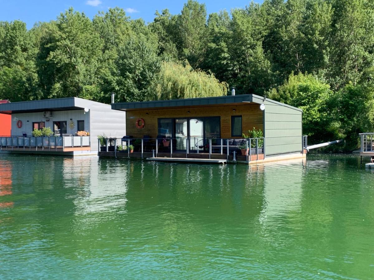 Villa Hausbot U Rybara A Kacky Pressburg Exterior foto
